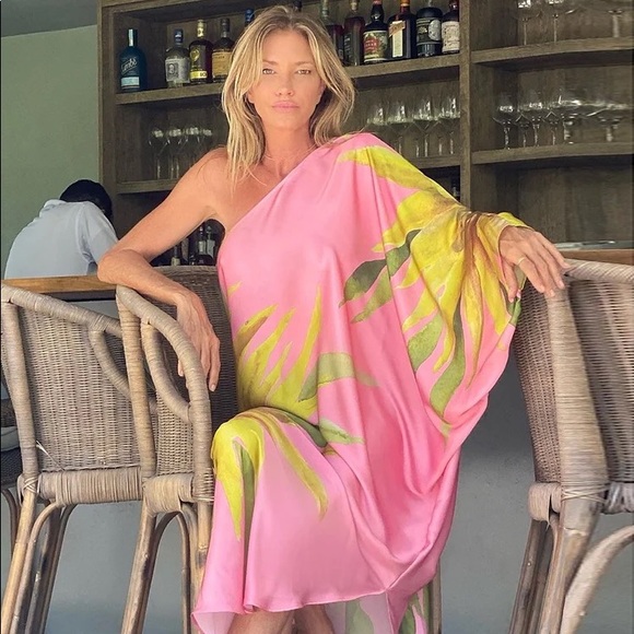 Palm Beach Collective Other - ❌SOLD❌ Palm Beach Collective Sunflower Caftan 🌻💗